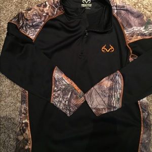 RealTree 1/4 zip up.
